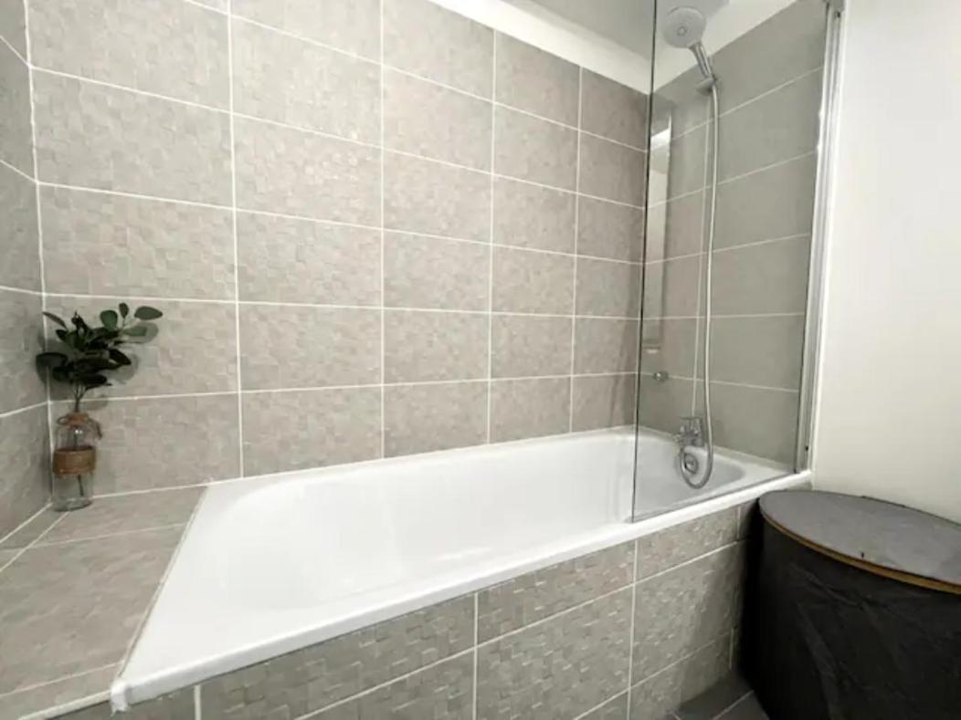 Le Bellifontain - Proche Centre Appartement Avon Buitenkant foto