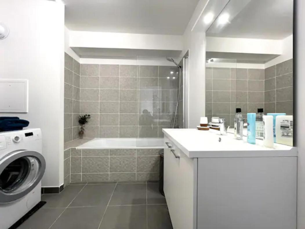 Le Bellifontain - Proche Centre Appartement Avon Buitenkant foto